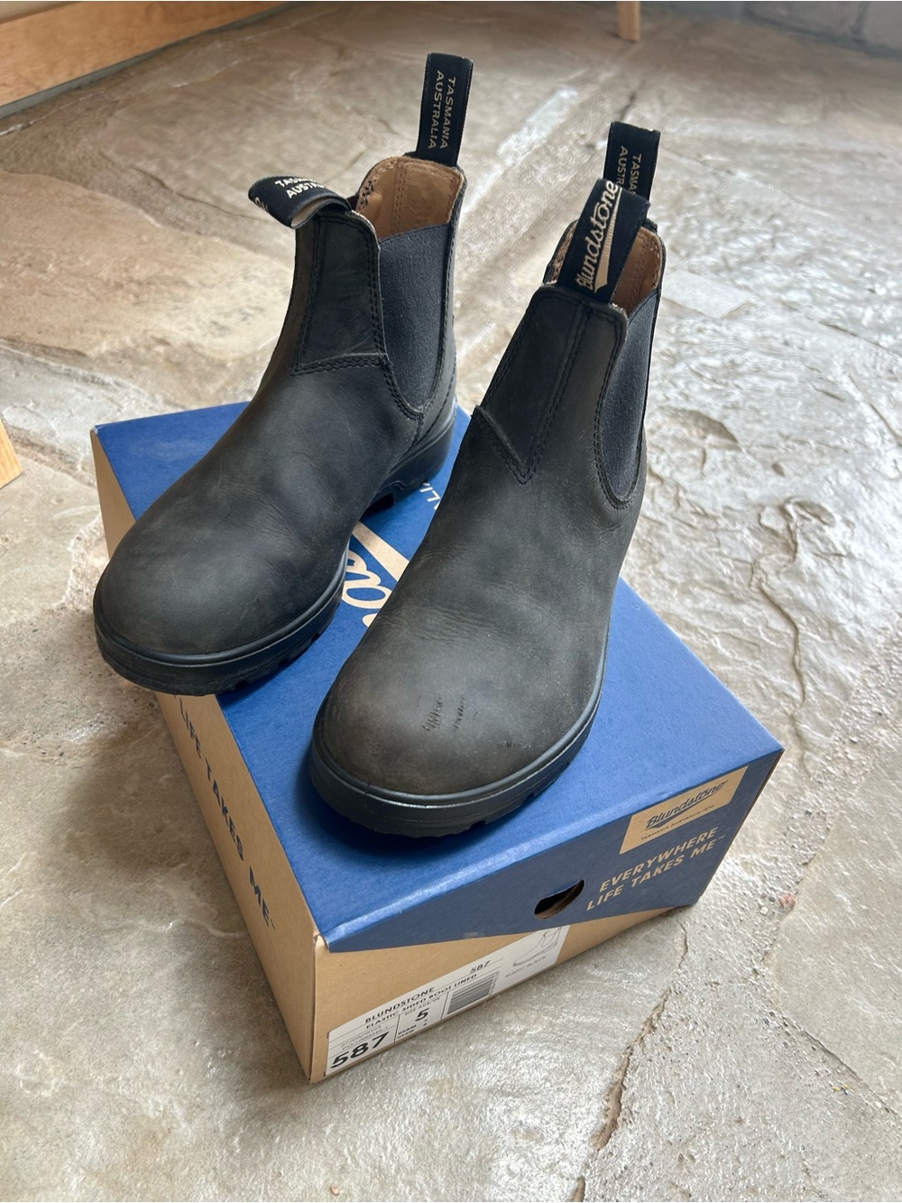Blundstone 587 Rustic Black US 8 / UK 5